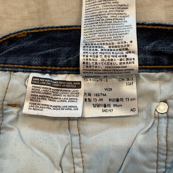 Levi’s 501 shorts - Picture 3 of 3